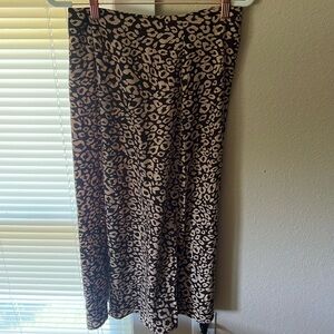 Women’s maxi skirt